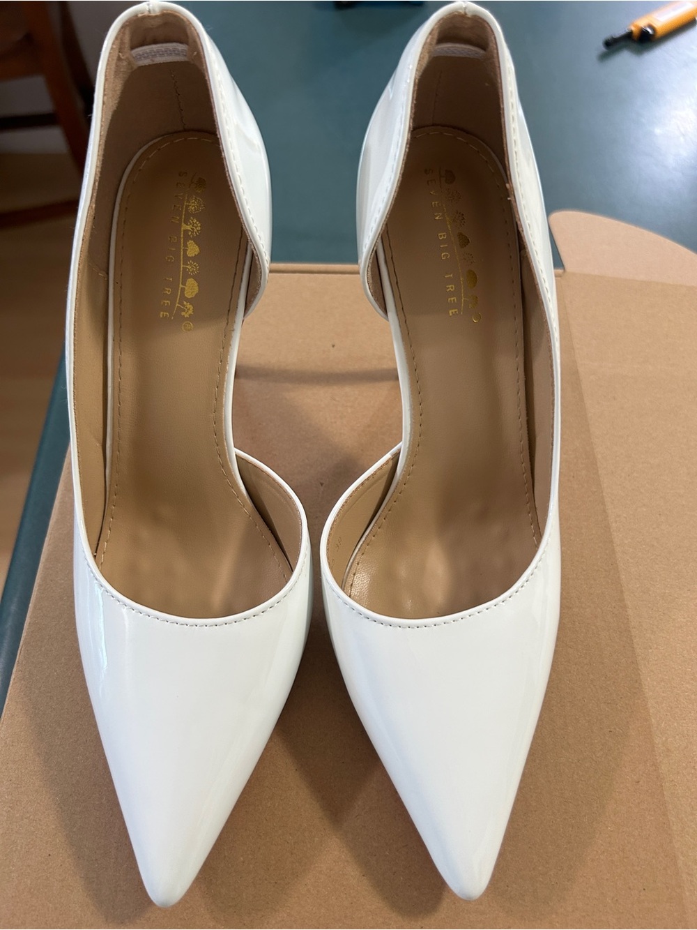Women’s White Patent Pointed D'Orsay Heels